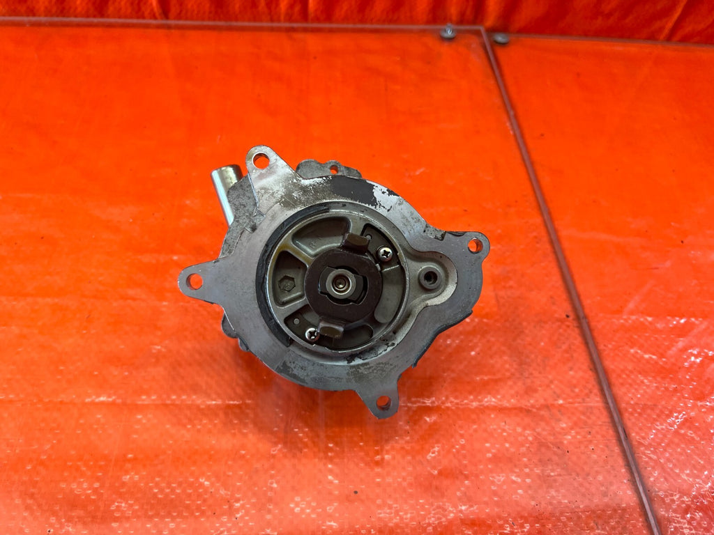16 19 INFINITI Q50 17 18 Q60 3.0L   VR30DDTT VACUUM PUMP ASSEMBLY   OEM 8