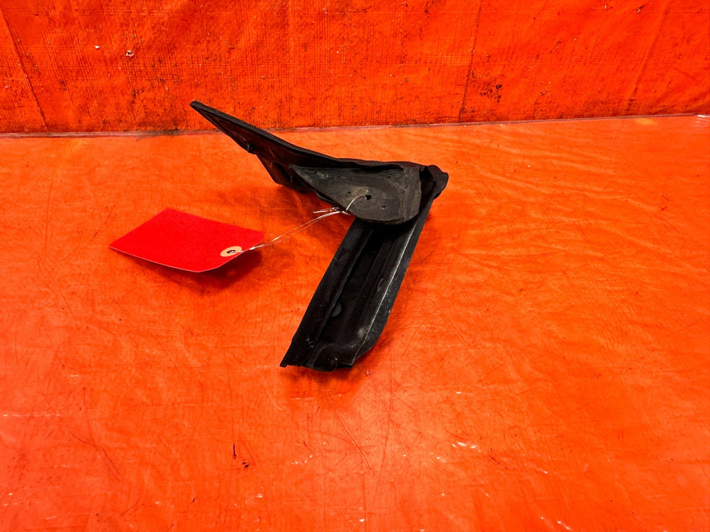 09-15 INFINITI G37 CONVERTIBLE - CONVERTIBLE TOP TRIM LEFT - OEM #3102