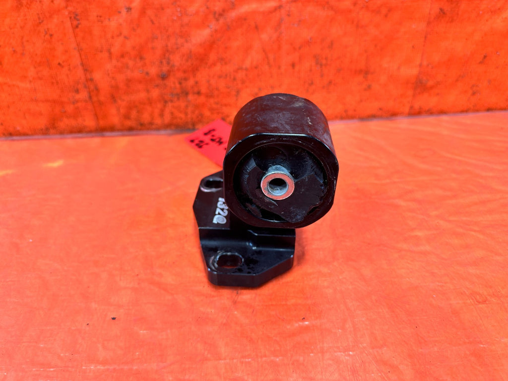 92 95 HONDA CIVIC   1320 D & B SERIES   POLYURETHANE RIGHTE NGINE MOUNT 3272