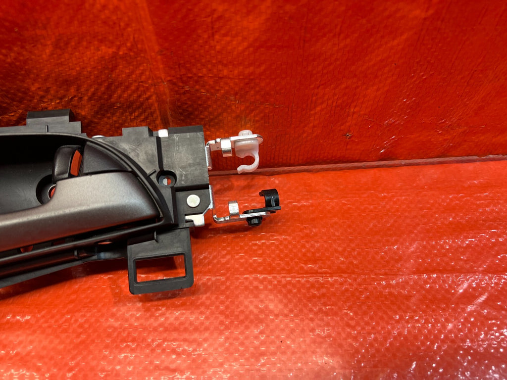 09 10 ACURA TSX   PASSENGER RIGHT FRONT INTERIOR DOOR HANDLE   OEM FACTORY #1584