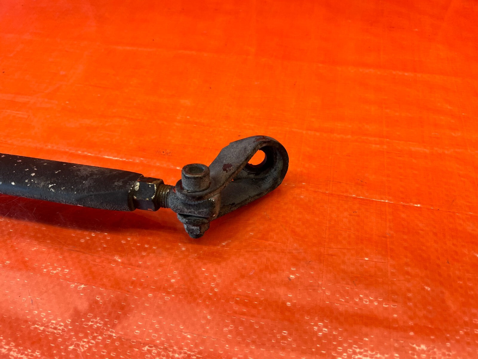 96 00 HONDA CIVIC   UNKNOWN BRAND   REAR LOWER TIE BAR STRUT BRACE   #1304