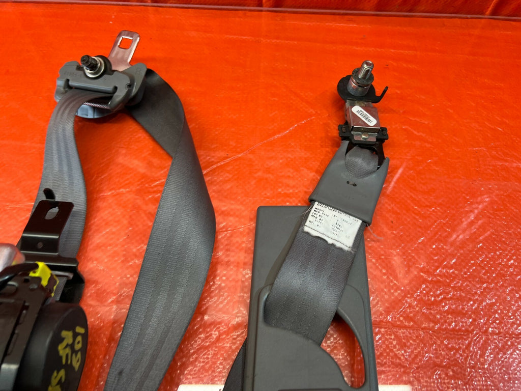 05 06 ACURA TL   SEAT SAFETY BELT   PASSENGER RIGHT FRONT GRAY COLOR   OEM #1088