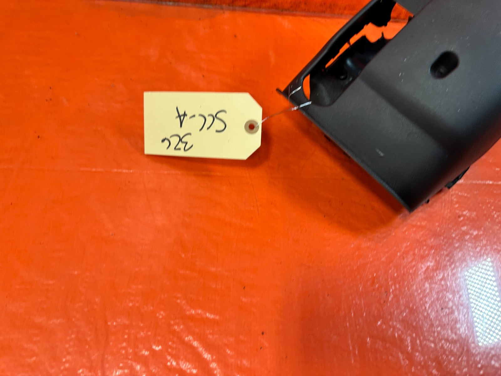 13 16 HYUNDAI GENESIS COUPE   STEERING COLUMN COVER TRIM   W/ PUSH START OEM 3268