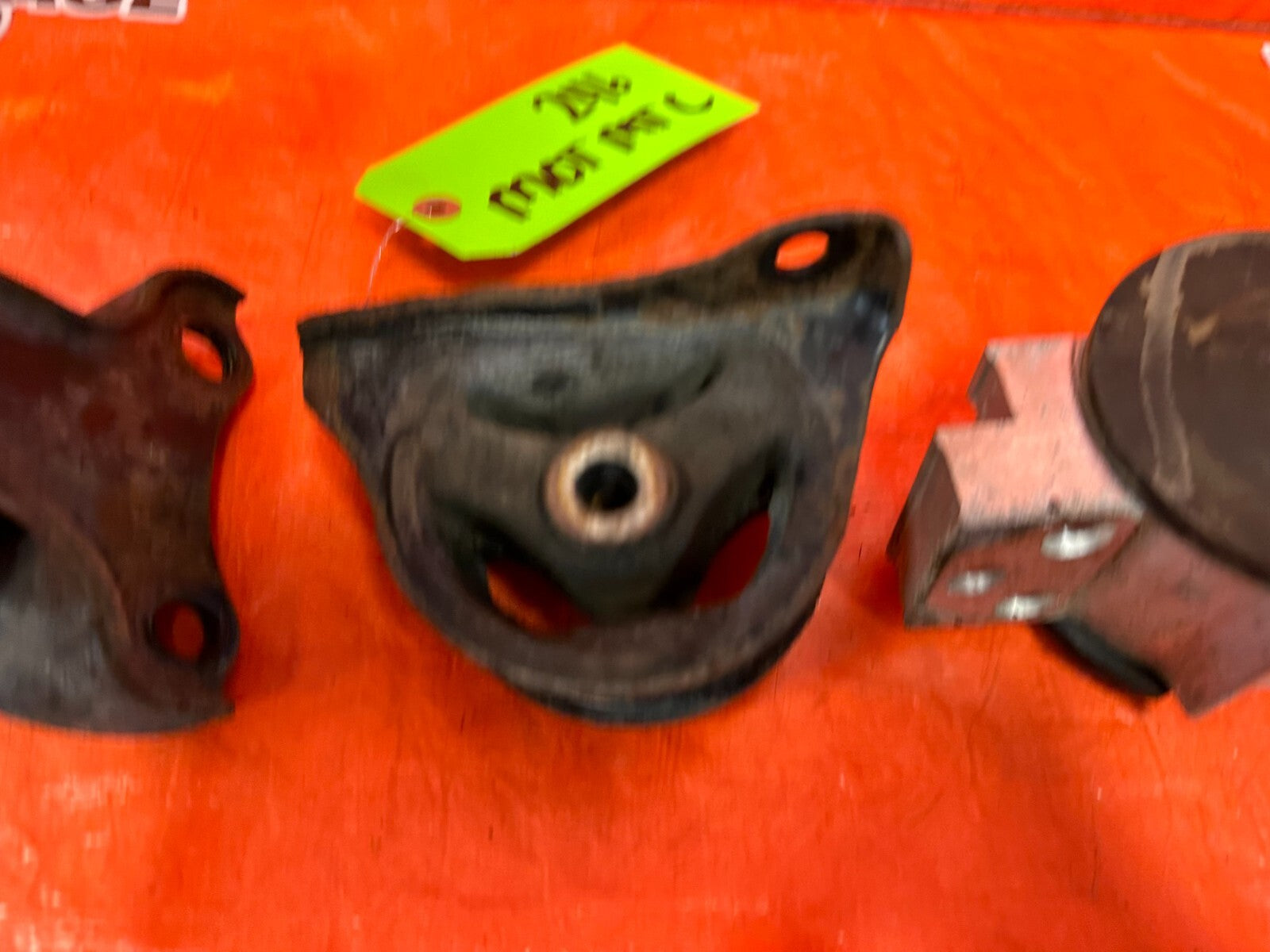 94 01 ACURA INTEGRA AUTOMATIC LEFT RIGHT MOTOR MOUNT TRANSMISSION MOUNT OEM 24612