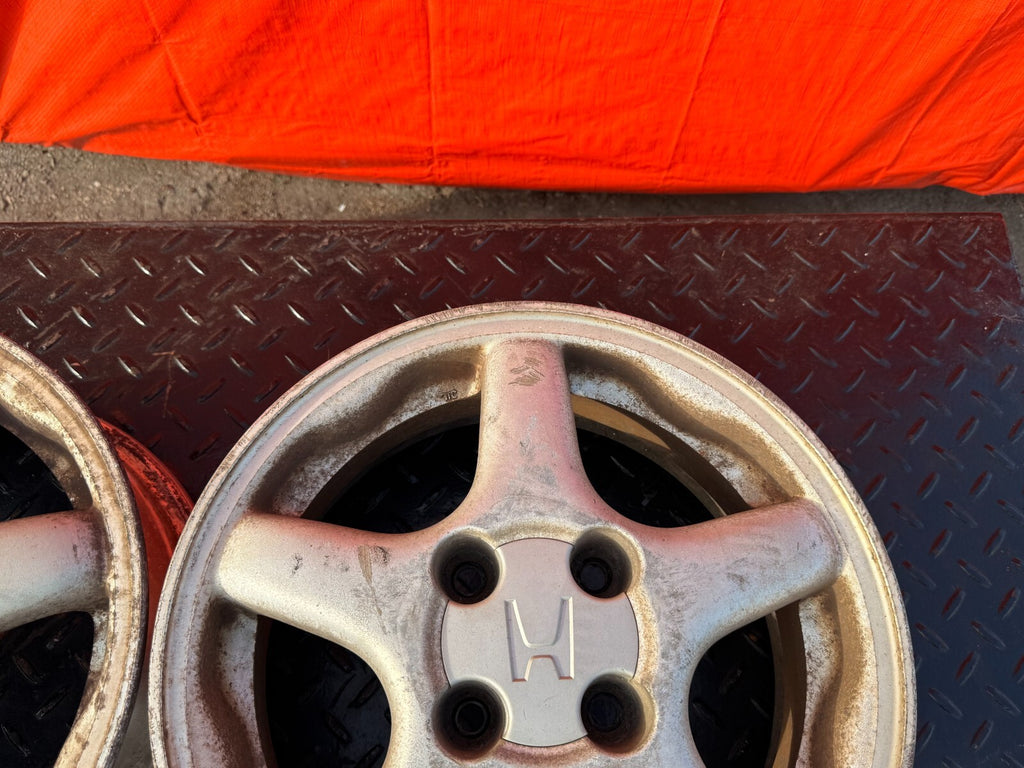 93 97 HONDA DEL SOL S SI   5 SPOKE   VTEC MODEL 14 INCH WHEELS AND TIRES   #2956