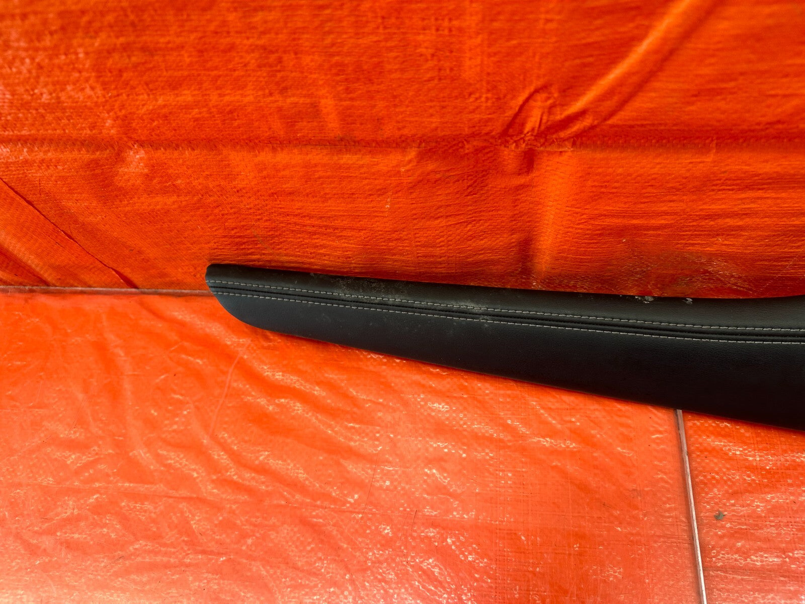 14 17 INFINITI Q50   ARM REST CENTER CONSOLE TRIM INSERT   RIGHT SIDE   OEM #2223