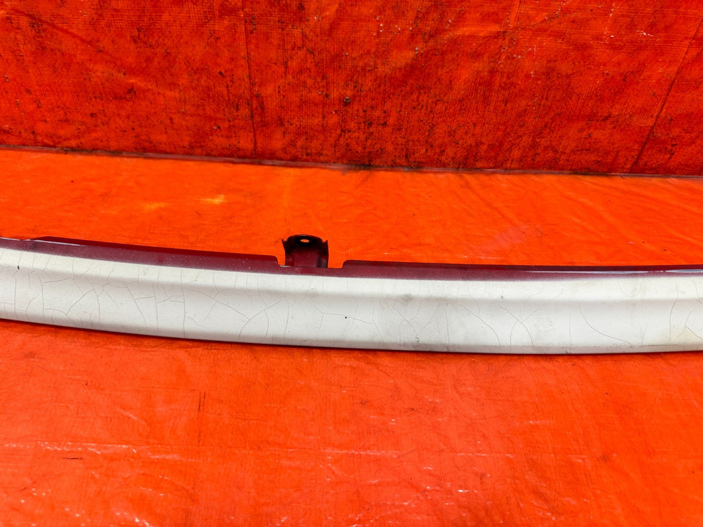 90 91 HONDA CIVIC HATCHBACK   FRONT BUMPER GRILLE INSERT  ASSEMBLY   OEM 3256