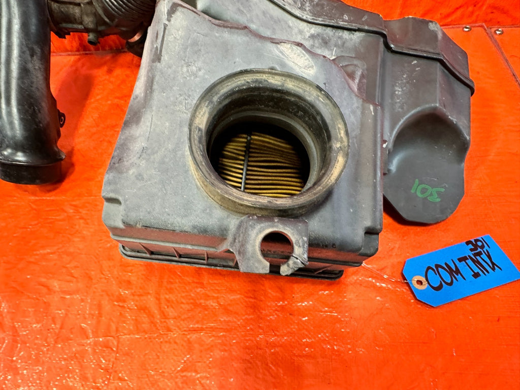 97 01 HONDA CR V CRV   B20B FACTORY AIR INTAKE SYSTEM ARM BOX FILTER   OEM #3012