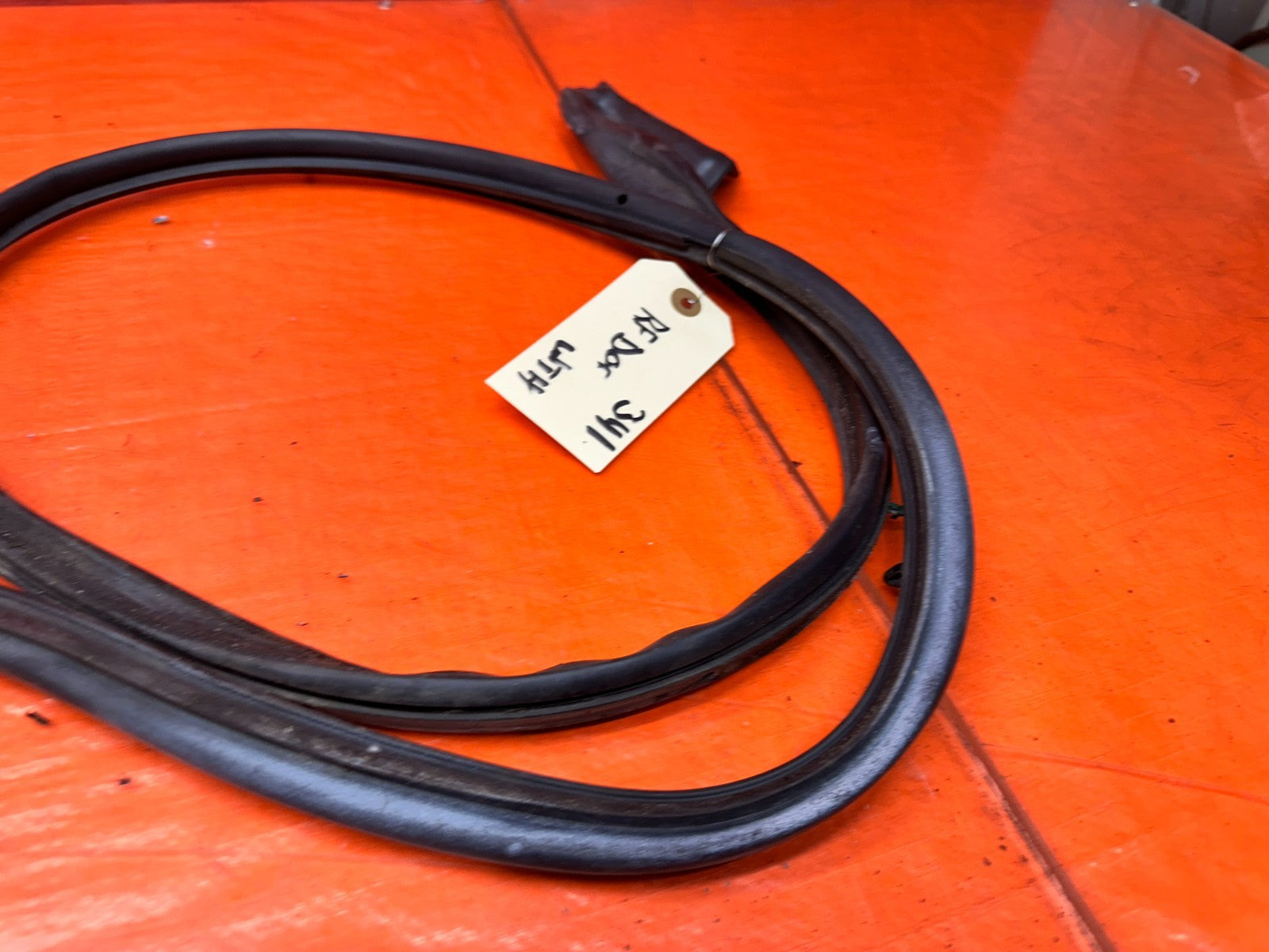 94-01 ACURA INTEGRA 4D RIGHT FRONT PASSENGER DOOR WEATHER STRIP SEAL OEM #3417