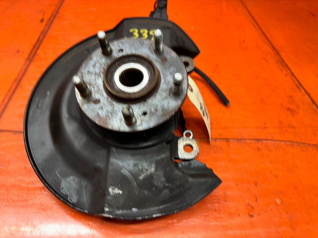 04-05 ACURA TSX 2.4L FRONT RIGHT PASSENGER SPINDLE KNUCKLE HUB OEM #3395