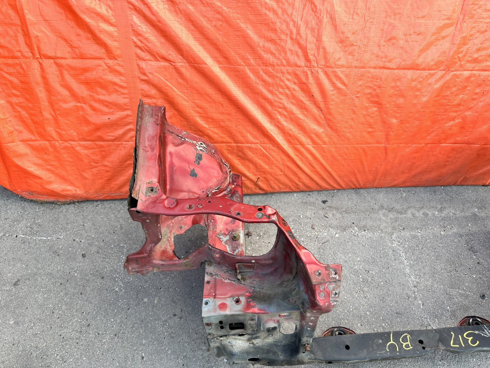 90 91 HONDA CIVIC HATCHBACK   RADIATOR SUPPORT CUT FRONT BULKHEAD    OEM 3177