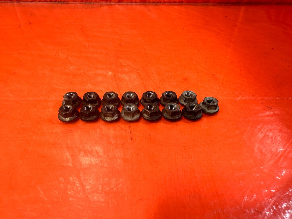 96 00 HONDA CIVIC   INTAKE MANIFOLD EXHAUST MANIFOLD D16 D15 BOLTS HARDWARE 2872