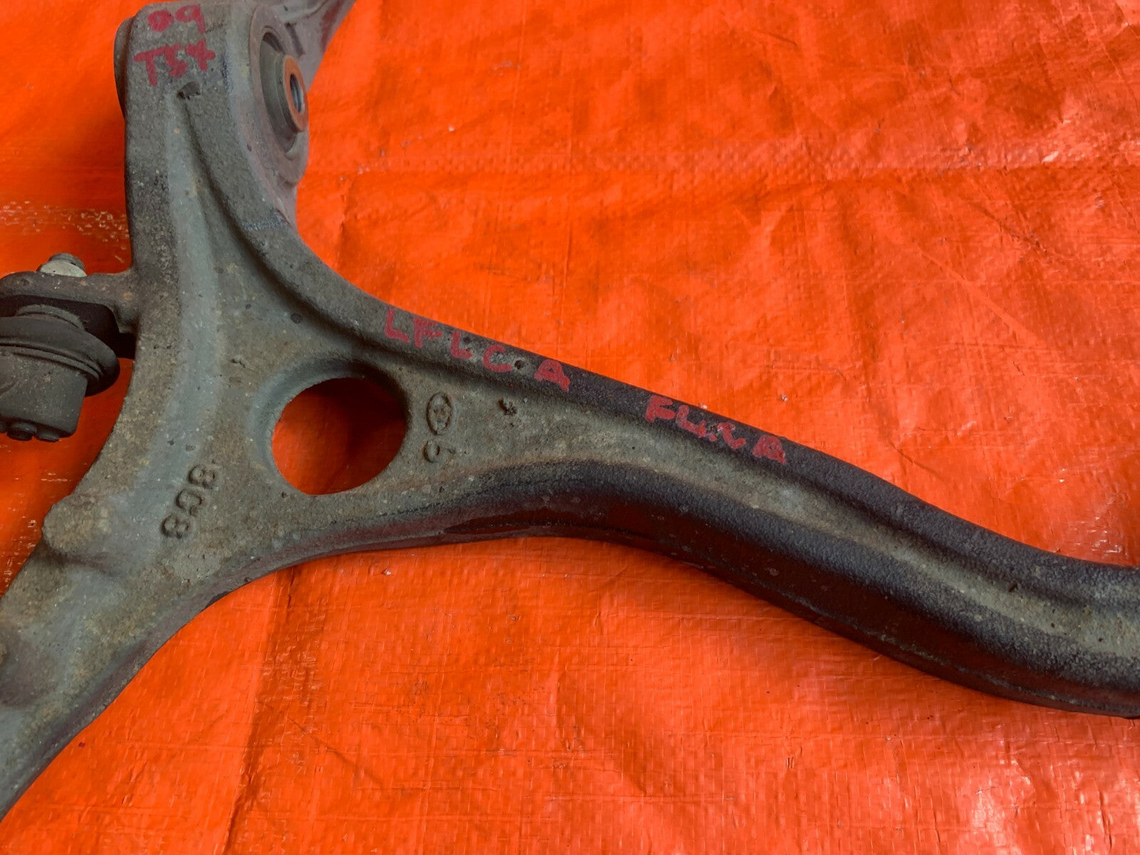 OEM 2009 09 ACURA TSX   DRIVER LEFT FRONT LOWER CONTROL ARM   GOOD BUSHINGS4