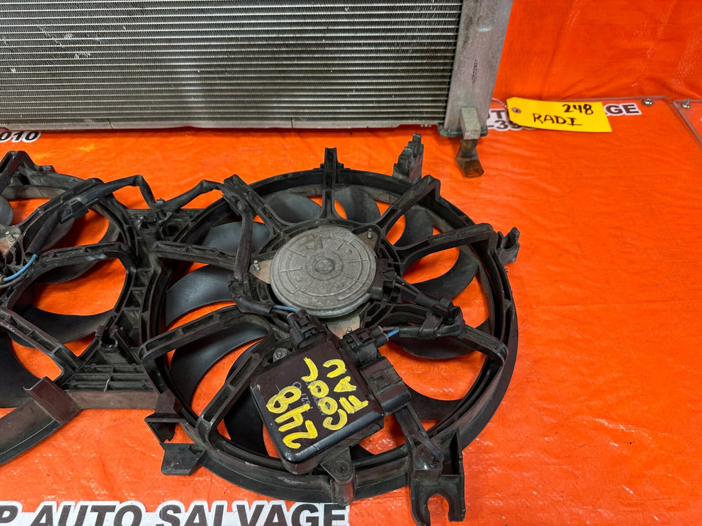 08 15 INFINITI G37 & Q60   6 SPEED MANUAL ONLY   RADIATOR W/ BOTH FANS OEM #2489