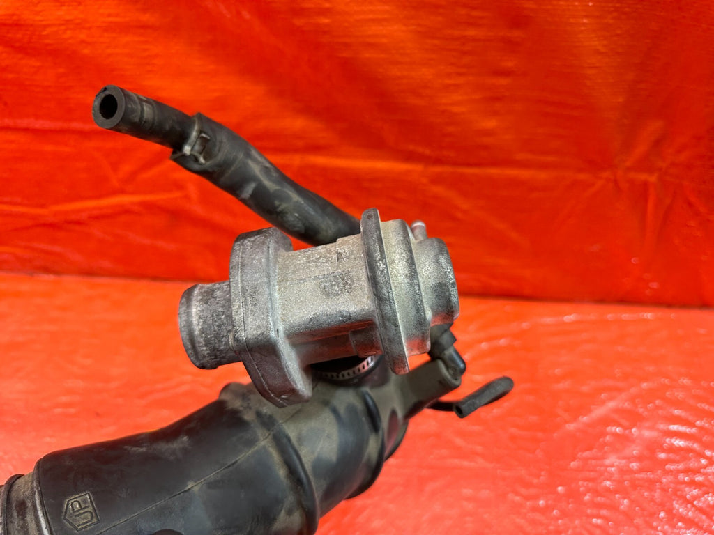 08 15 LANCER EVOLUTION X EVO 10   AIR INTAKE ARM W/ BLOW OFF VALVE   OEM #2145