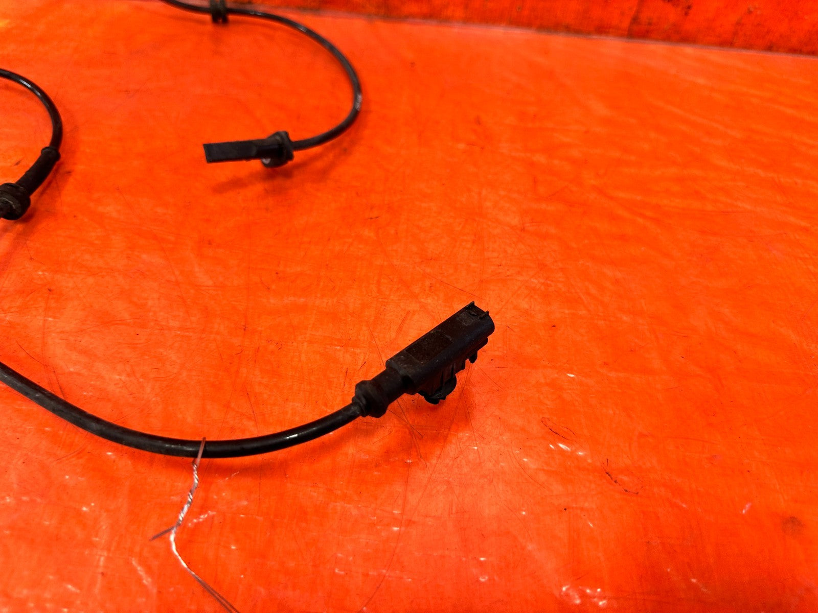 08 11 INFINITI G37   LEFT OR RIGHT FRONT   ABS WIRE SPEED SENSOR   OEM 3101
