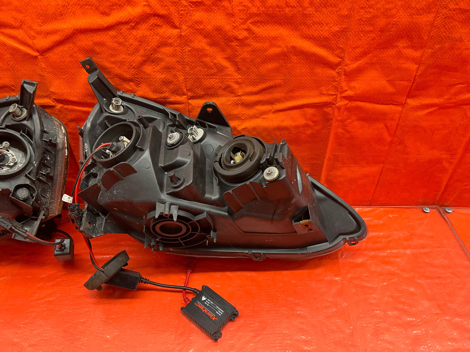 02 04 ACURA RSX   AFTERMARKET BRAND BLACK HOUSING HEADLIGHTS   LEFT & RIGHT #17121