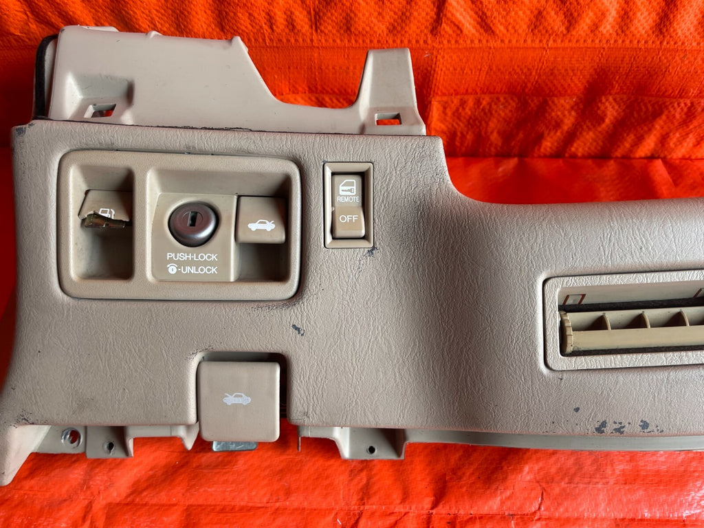 92 00 SC300 SC400   INTERIOR KNEE TRIM UNDER STEERING COLUMN COVER   TAN OEM #647
