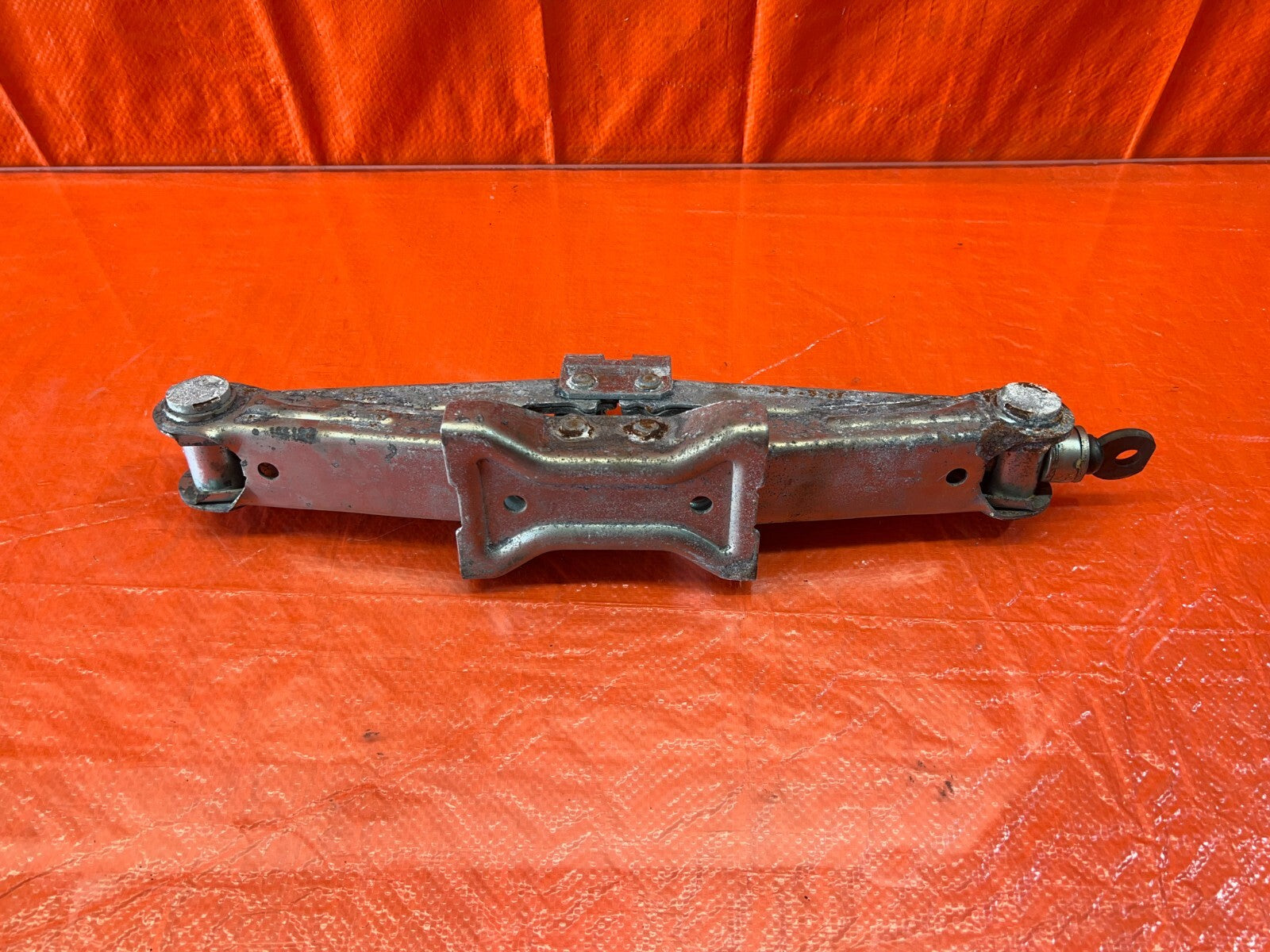 09 12 INFINITI FX50 FX35   SPARE TIRE PANTOGRAPH JACK ASSEMBLY / SCISSOR JACK 7