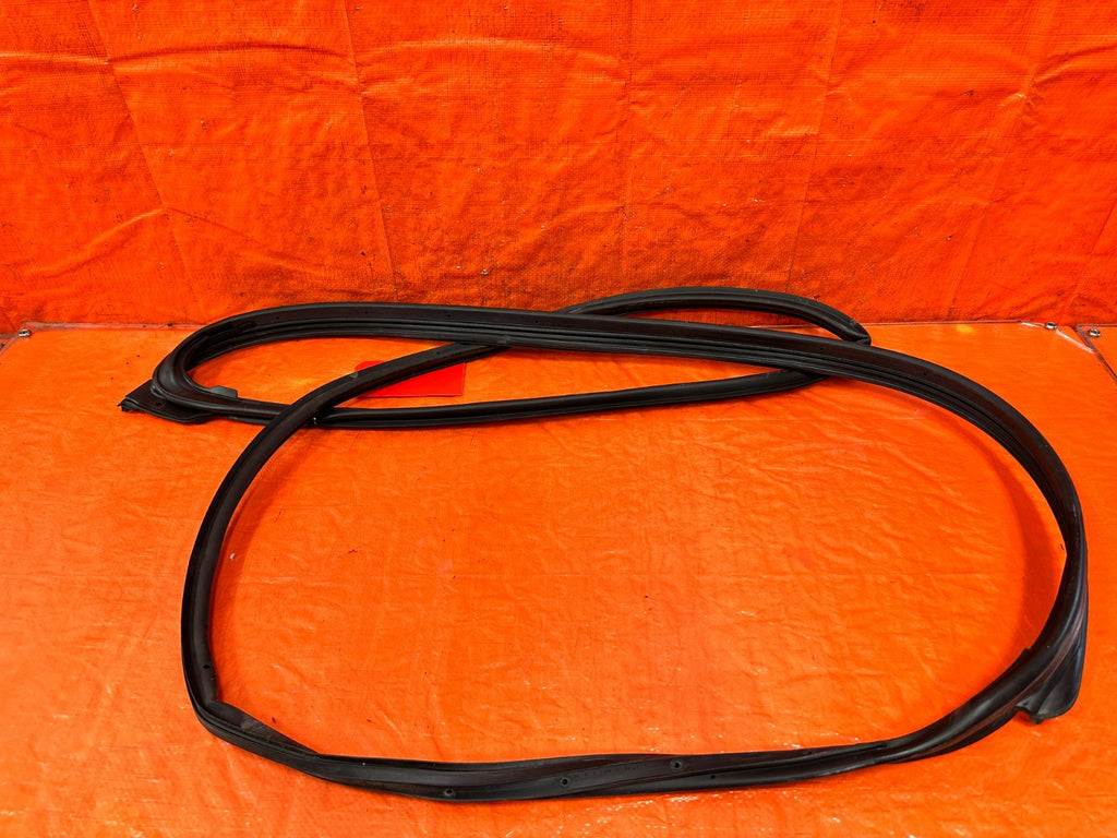 14 20 INFINITI Q50   DRIVER LEFT FRONT DOOR WEATHER STRIP   OEM #3141