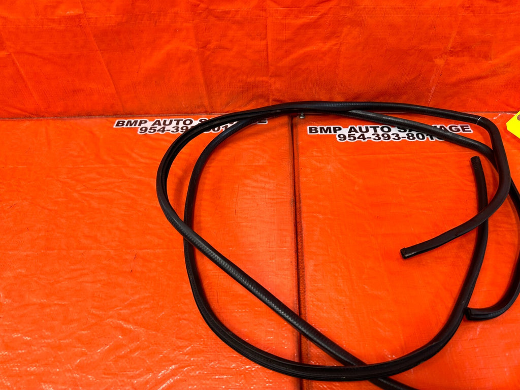92 95 HONDA CIVIC 2D COUPE CHASSIS 2 DOOR OPEN TRIM WEATHER STRIP LEFT FRONT 2575