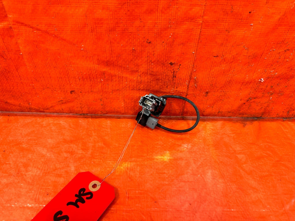 11 14 ACURA TSX   USB ADAPTER PORT   OEM FACTORY #3053