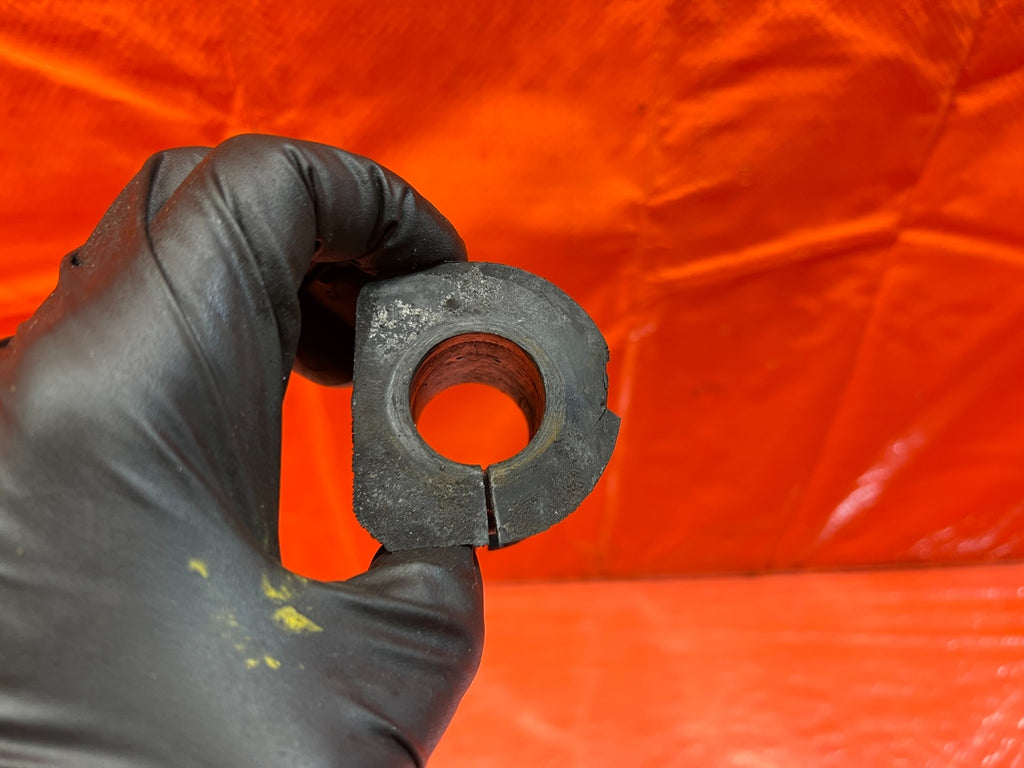 2008 INFINTI G37   FRONT   LEFT / RIGHT   SWAY STABILIZER BAR BUSHING   RWD ONLY6