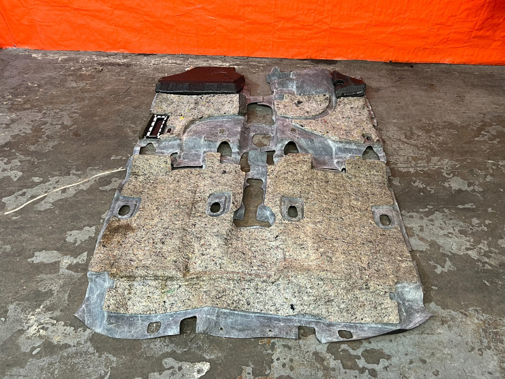 13 18 ACURA RDX BASE   INTERIOR FLOOR CARPET RUG MAT   BLACK IN COLOR   OEM #1539
