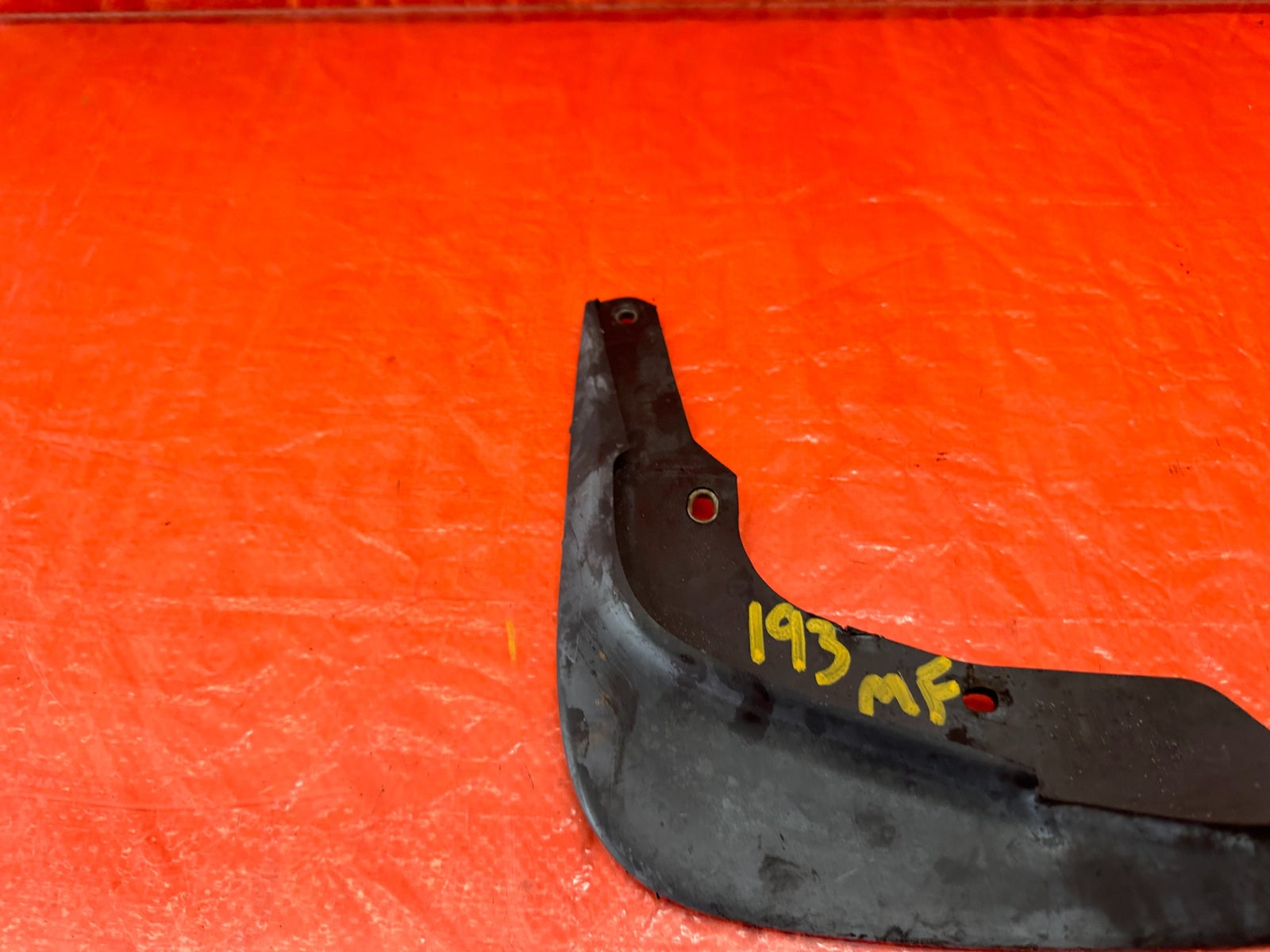 95 98 HONDA ODYSSEY   LEFT AND RIGHT FRONT MUD FLAPS   OEM FACTORY #1939