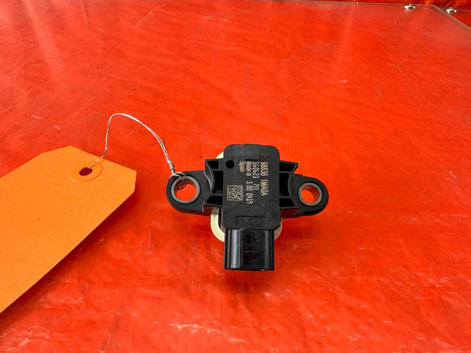 2017 17 INFINITI Q50 RED SPORT 400   SENSOR   PART # 98836 1MA0A OEM #2225