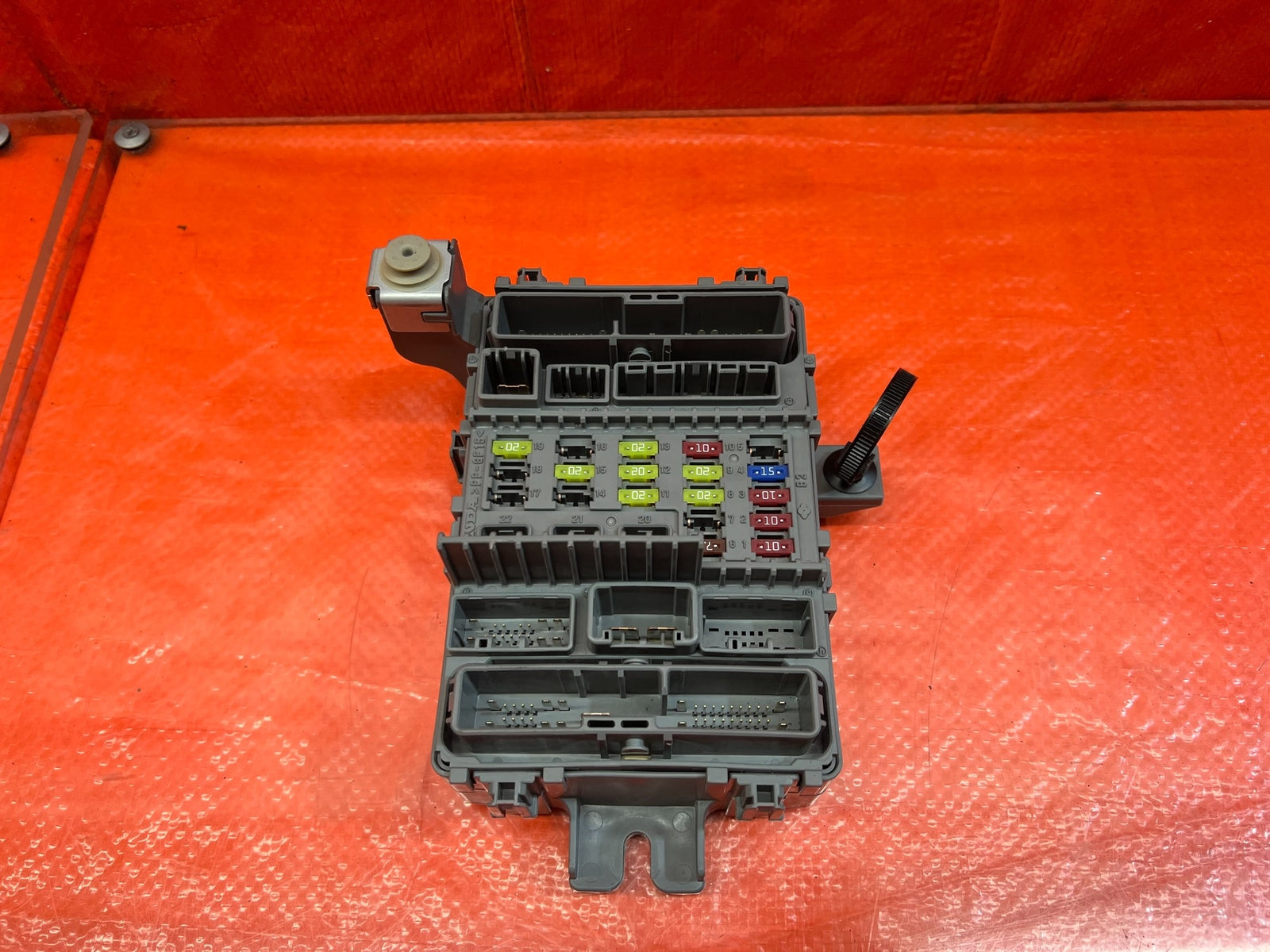 09 10 ACURA TSX INTERIOR CABIN UNDER DASH FUSE BOX PANEL   DRIVER LEFT SIDE #1670