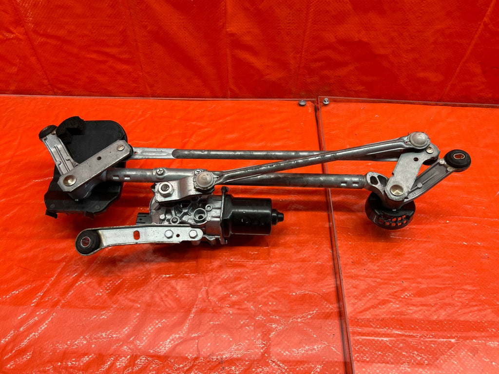 14 20 INFINITI Q50 Q60   WINDSHIELD WIPER MOTOR W/ LINKAGE   OEM FACTORY #967