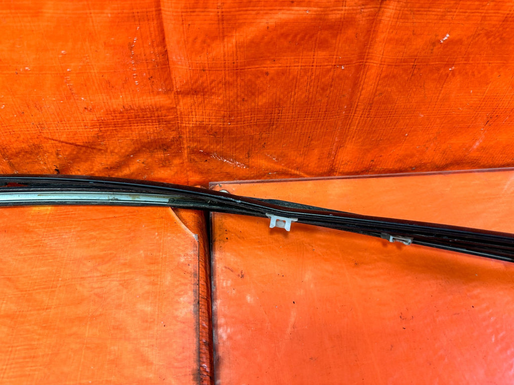 14 24 INFINITI Q50   LEFT & RIGHT   ROOF TRIM ROOF DRIP MOLDING TRIM   OEM #3164