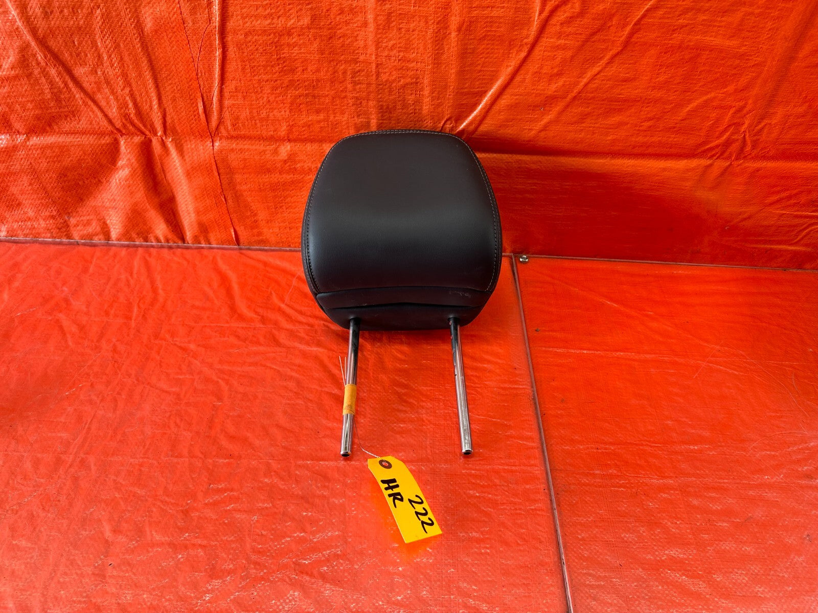14 20 INFINITI Q50   FRONT SEAT HEAD REST   LEFT OR RIGHT   BLACK   OEM #222 10