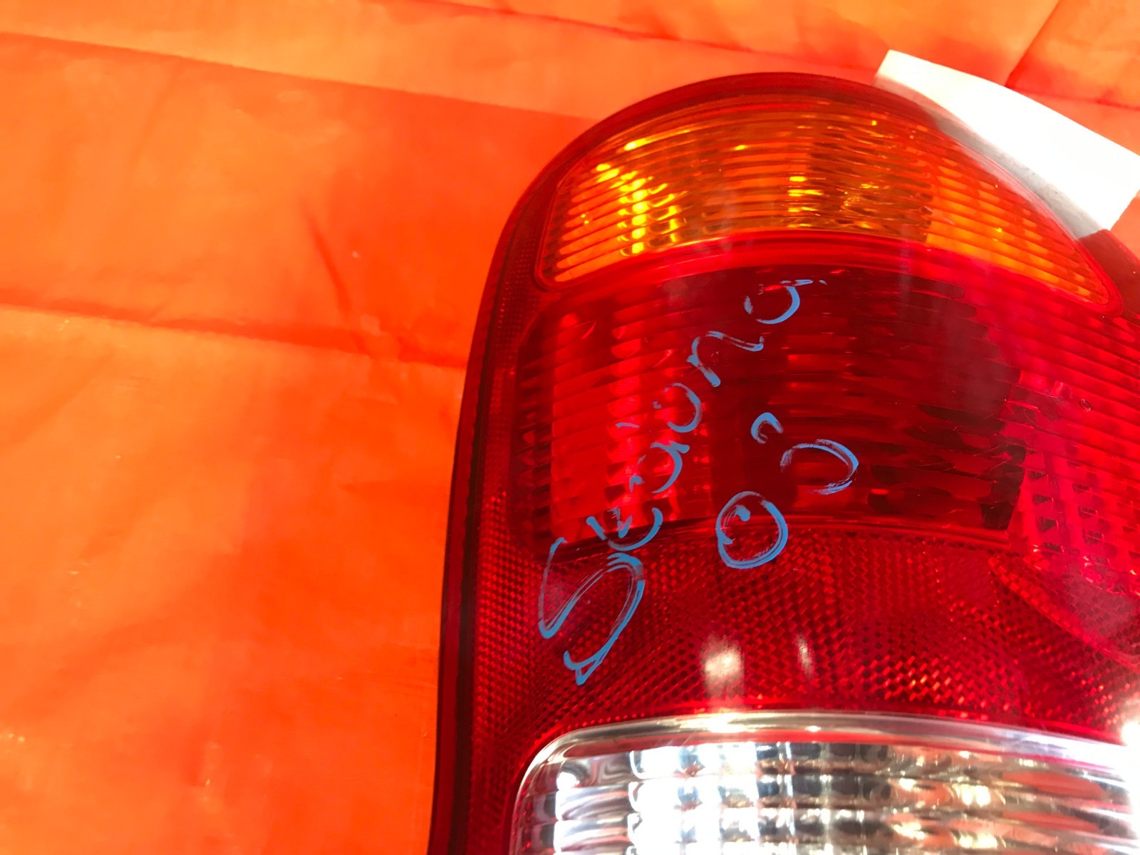 OEM 1999 99 FORD WINDSTAR PASSENGER RIGHT TAIL LIGHT LAMP R RH F22 13B504 A3