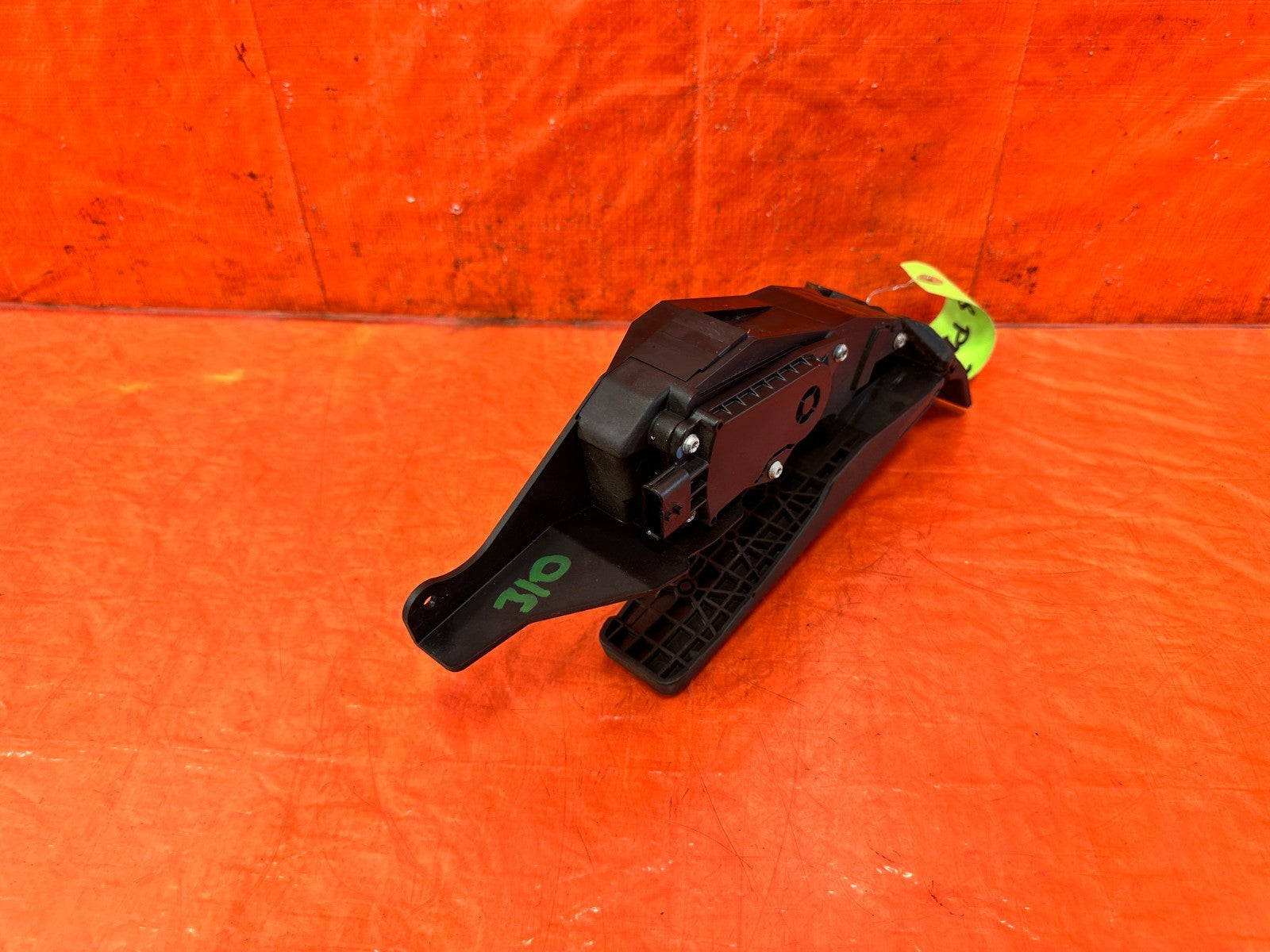 09 15 INFINITI G37 CONVERTIBLE  GASOLINE GAS FUEL ACCELERATOR ACCELERATION PEDAL4