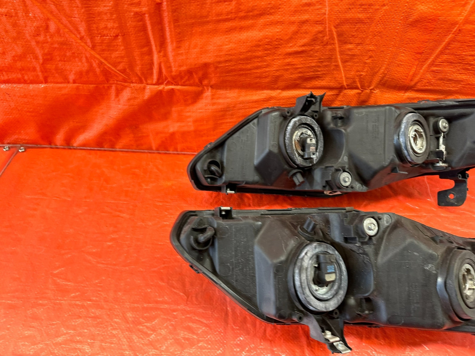 06 08 HONDA CIVIC SEDAN   LEFT & RIGHT AFTERMARKET BLACK HOUSING HEADLIGHTS #22022