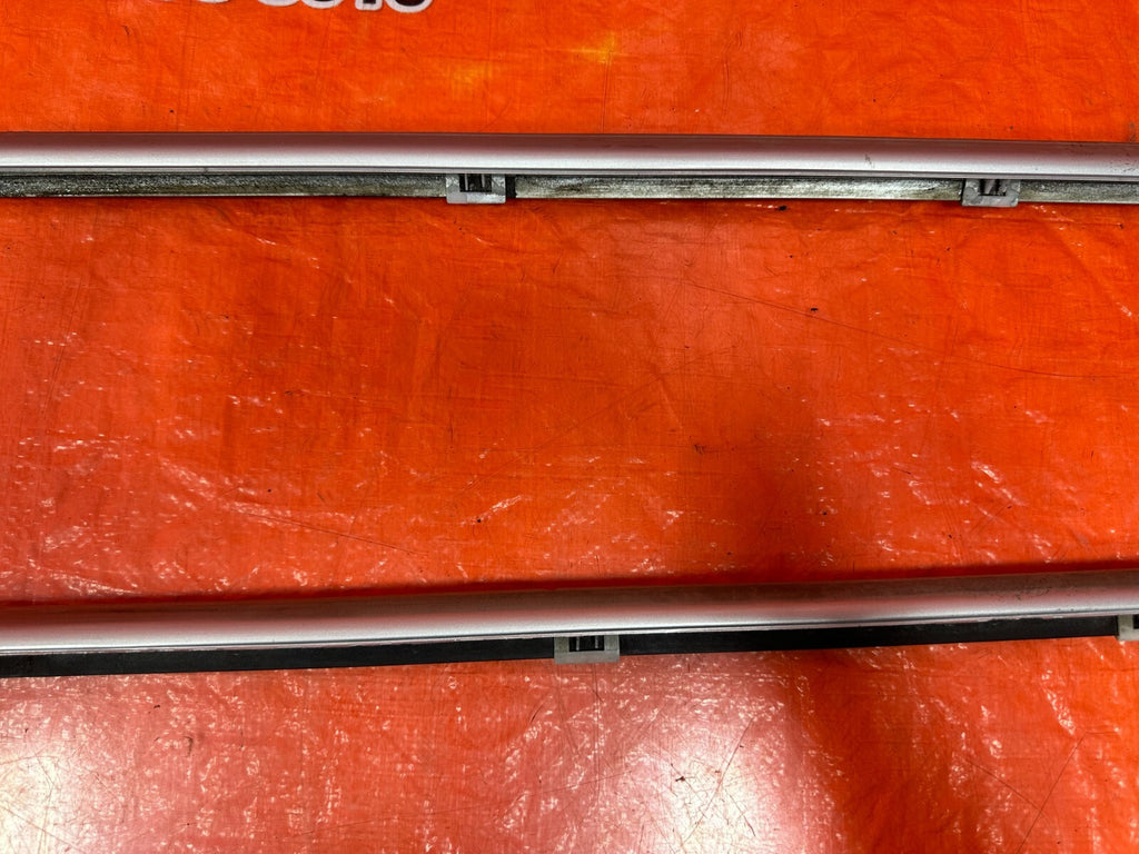 92 93 HONDA CIVIC COUPE HATCH EXTERIOR DOOR WINDOW GLASS TRIM SET LEFT RIGHT OEM5
