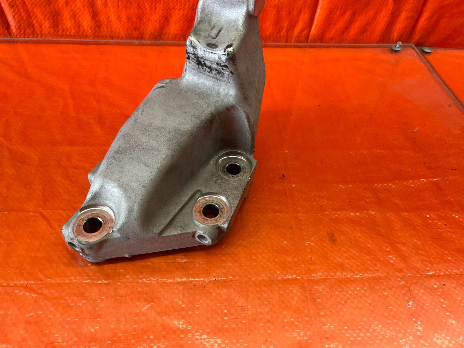 13 18 ACURA RDX BASE   ALUMINUM ENGINE MOTOR MOUNT BRACKET   REAR   OEM #1535