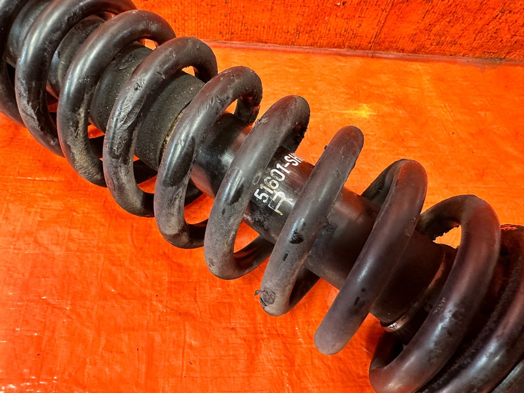 90 91 HONDA CIVIC HATCH FRONT SHOCKS & SPRINGS LEFT AND RIGHT FACTORY OEM 3257
