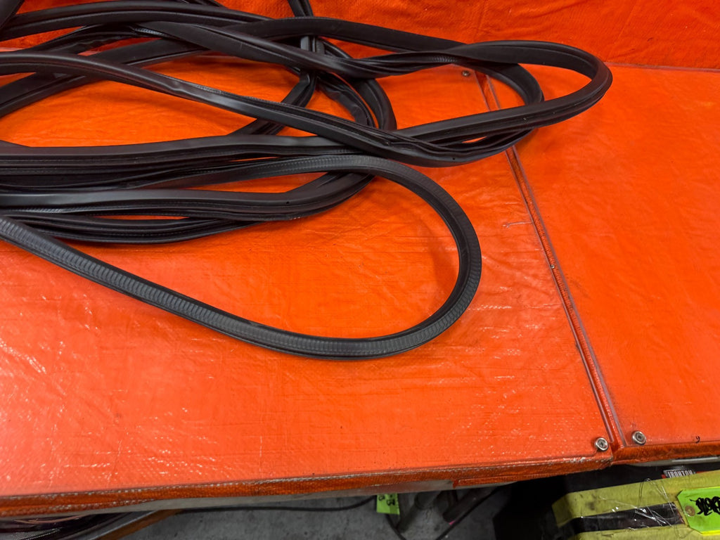 14 20 INFINITI Q50   LEFT RIGHT FRONT REAR DOOR WEATHER STRIP OPEN TRIM OEM #18Q1