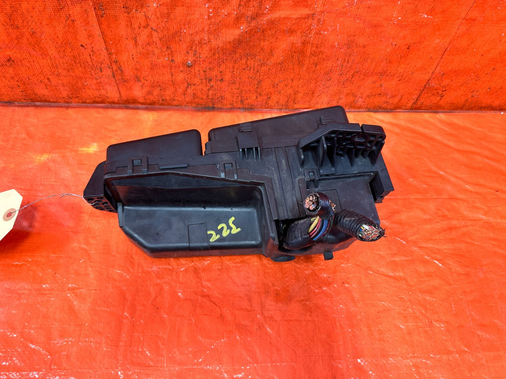 2005 05 ACURA TSX   EXTERIOR / ENGINE BAY   FUSE BOX PANEL   OEM FACTORY #3223