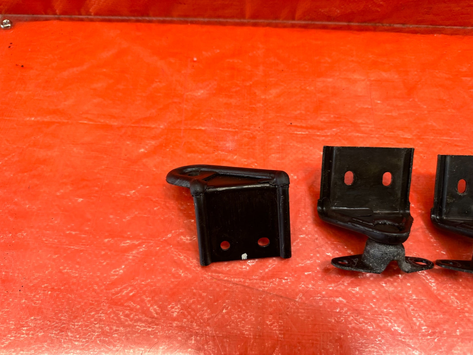 90 93 ACURA INTEGRA 2D   REAR SEAT HINGES / PIVOT BRACKETS   OEM FACTORY #1896