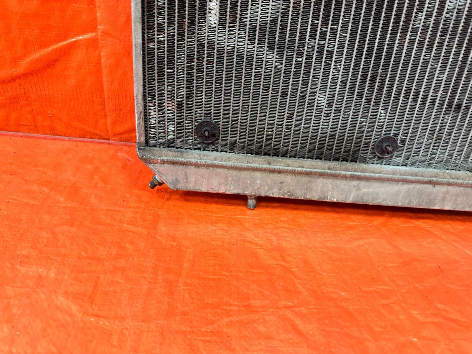 94 01 ACURA INTEGRA   ALUMINUM FLUIDYNE RADIATOR W/ SLIM COOLING FANS   #28516