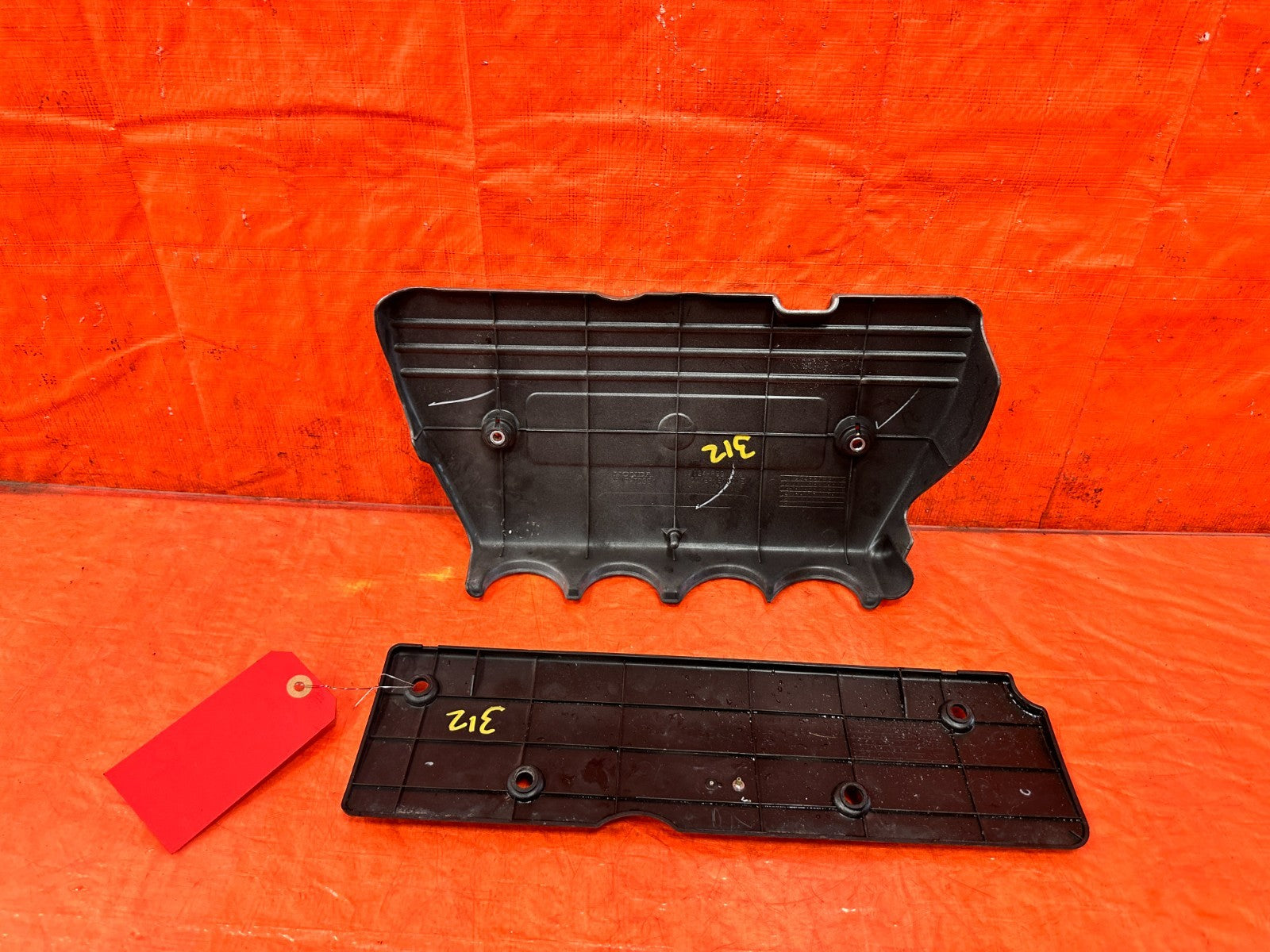 04 08 ACURA TSX   K24A2 INTAKE MANIFOLD SPARK PLUG COVER   OEM #3121