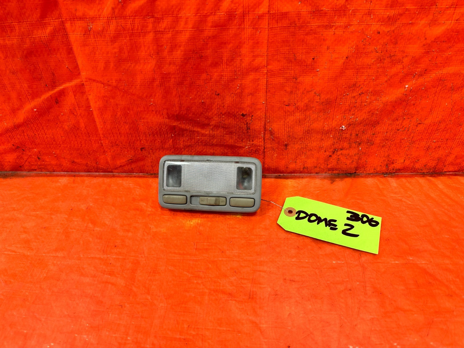 02 05 HONDA CIVIC SI EP3 HATCHBACK   FRONT   DOME MAP READING LIGHT LAMP OEM 3060