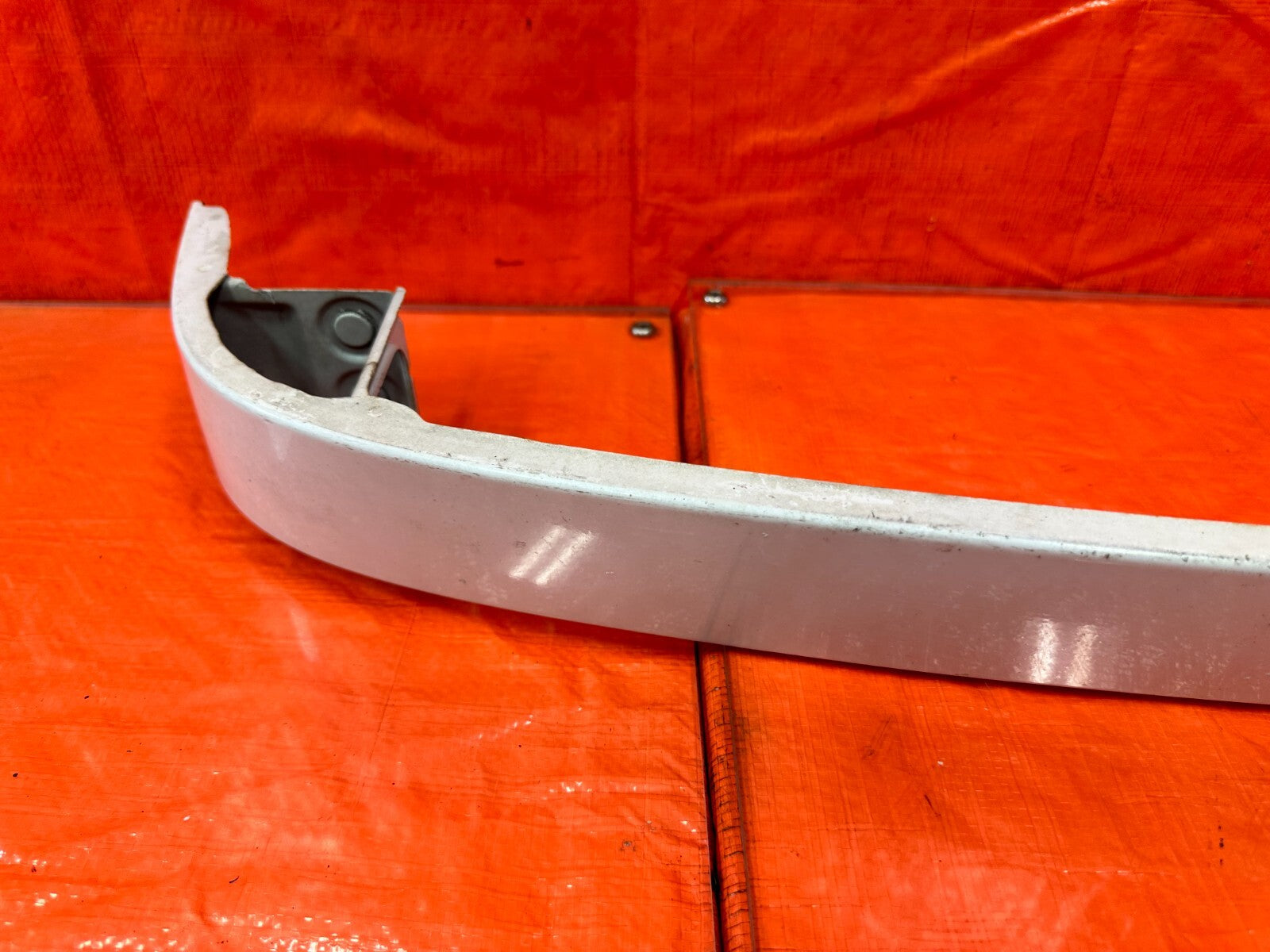 94 01 ACURA INTEGRA REAR BUMPER TAIL LIGHT LAMP GATE TRIM UPPER SKIRT PANEL #2748