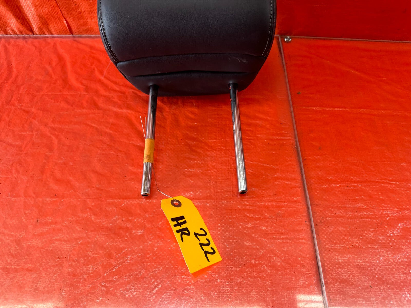 14 20 INFINITI Q50   FRONT SEAT HEAD REST   LEFT OR RIGHT   BLACK   OEM #222 12