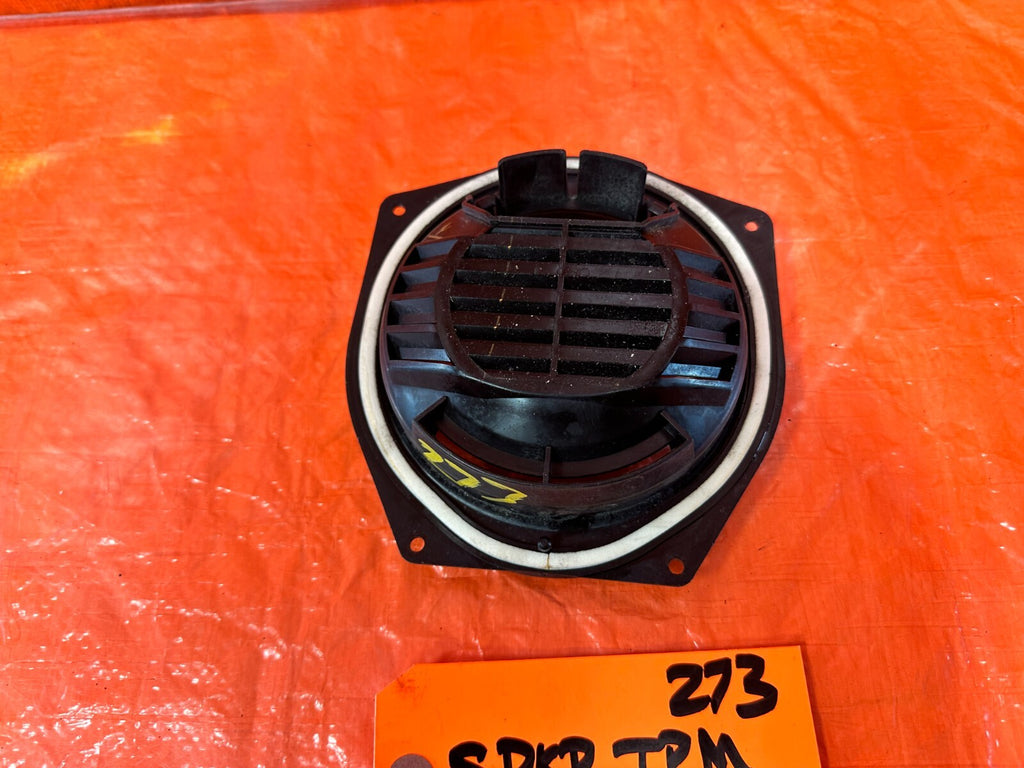 92 96 HONDA PRELUDE   FRONT DOOR SPEAKER MOUNTING POD BRACKET PLASTIC OEM 2735