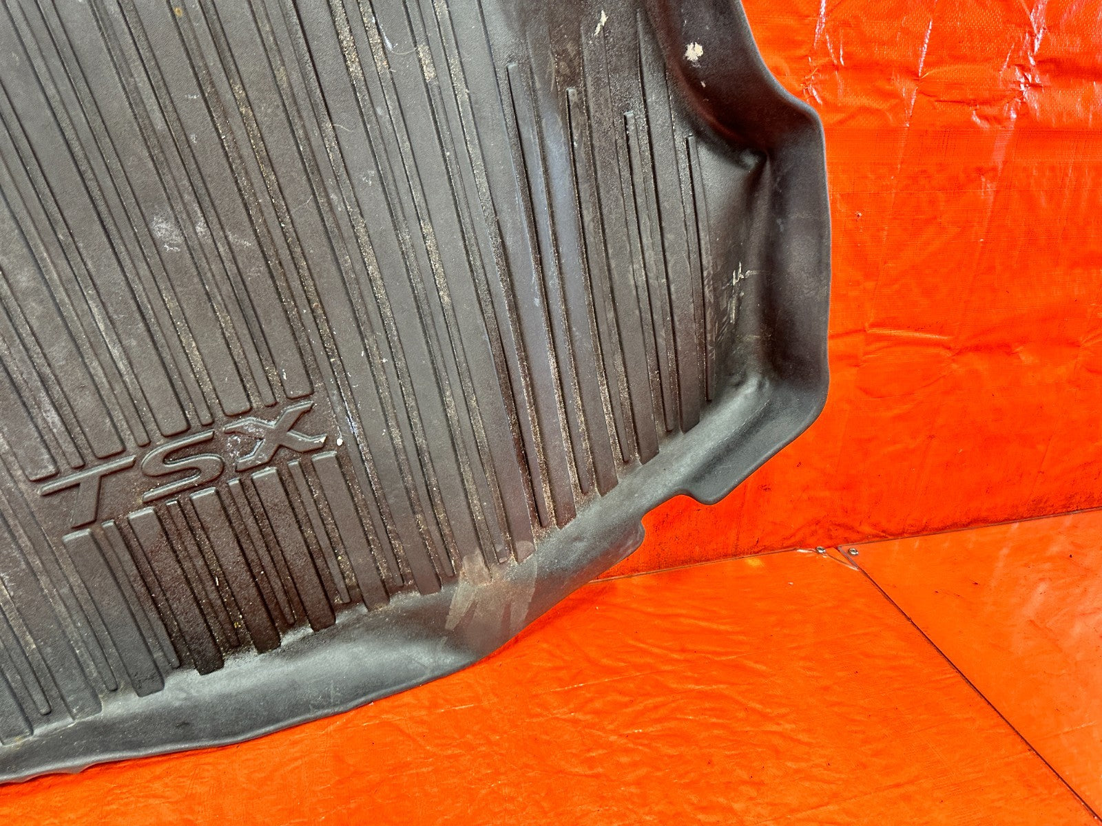 04 08 ACURA TSX   TSX LOGO   ALL WEATHER RUBBER TRUNK MAT LINER LINING   OEM 3222